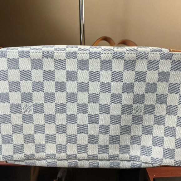 Auth Louis Vuitton Azur Hampstead MM adjustable straps - Picture 6 of 12